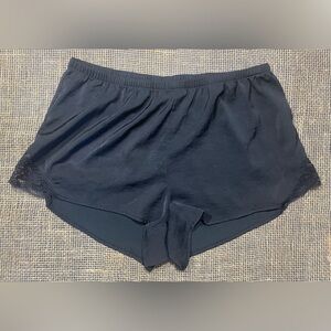 H&M Black Sleep Shorts, Size M, waist 15.5”, inseam 2”